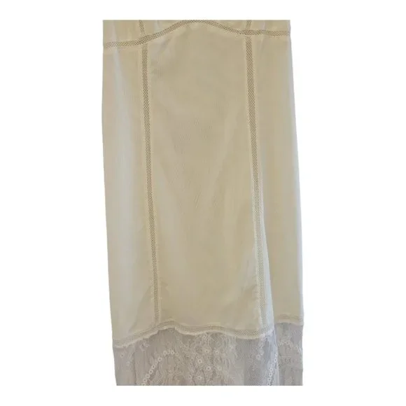 BCBGMaxAzria Runway Chantilly Lace Cream Cami Slip Dress Size XS - Picture 5 of 10